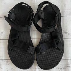 TEVA テバ universal  ストラップサンダルの画像