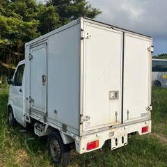 冷蔵庫・冷凍車の画像