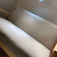 2人掛けソファ　グレー　ファブリックの画像