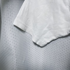 【GU ジーユー】メンズ Tシャツ 半袖 カットソー M 白 ホワイト ゆったり 着心地良いの画像