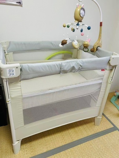 ベビーベッド、アップリカ製（埼玉県戸田市）