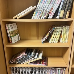 マンガ　本棚の画像