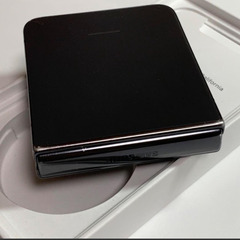 Android Galaxy Flip 4｜128gb｜SIMフリーの画像