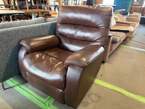 ニトリ　電動リクライニングソファ　一人掛け