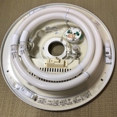 蛍光灯　２つ