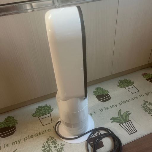 AM09 Dyson ファンヒーター