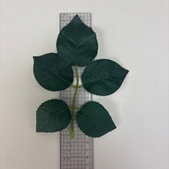 造花　葉っぱの画像