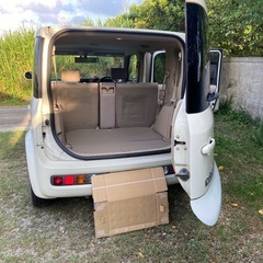 日産キューブの画像