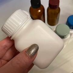 調剤薬局で置いてあった空き容器です　綺麗です　私は未使用の画像