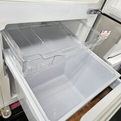 リサイクルショップどりーむ鹿大前店　No.2440　2ドア冷蔵庫　ハイセンス　2017年製　容量130L　1人暮らしに最適なサイズです♪の画像