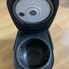 炊飯器の画像