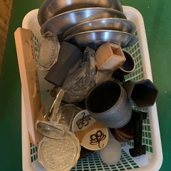 飲食店で使用していた食器・グラス・ステンレス蓋などまとめてお譲りしますの画像