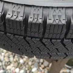 【取引中】冬タイヤ　ブリザック　185 65 R15   21年　バリ溝 の画像