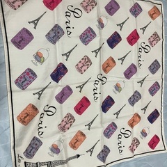 LADUREE   大きめハンカチとハンドタオルのセットの画像
