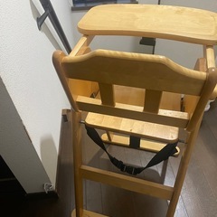 ベビーチェア　テーブル付きの画像