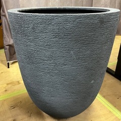 【大型グレー鉢カバー／高さ60cm・直径50cm・底穴あり／2個あり】の画像