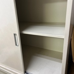 スチールキャビネット　ベージュ　上下セットの画像