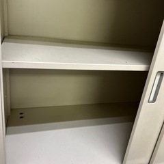 スチールキャビネット　ベージュ　上下セットの画像