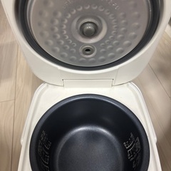 炊飯器　アイリスオーヤマの画像