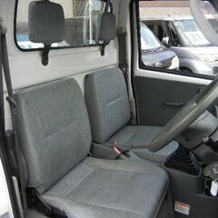 平成１６年式　日産　クリッパートラック　ＤＸ　三方開　エアコン　パワステ　エアバック　ＥＴＣの画像