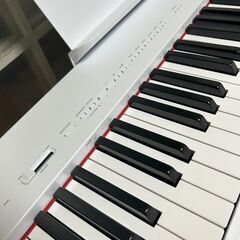 ピアノYamaha P225 (完璧)の画像