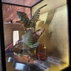 鳥のオブジェの画像