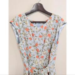 【未使用美品】Della Luce 花柄　ワンピース　フレア　リボンベルト　水色の画像