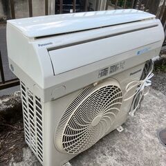 😊パナソニック エアコン✨6畳程度 2012年製 😊CS-222CFR✨エアコンクリーニング済みの画像