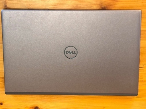 Windowsノート本体 Dell Vostro15 5501 Core i7 16GB SSD512GB Dell Vostro15 5501 Core i7 16GB SSD512GB Windowsノート本体
