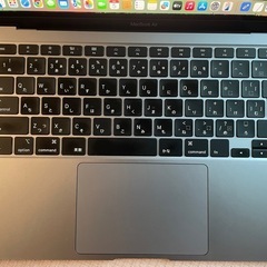 Apple MacBook Air Retina 2020(13インチAir,8GB RAM,256GB SSD,Core i3 1.1GHz) スペースグレイの画像