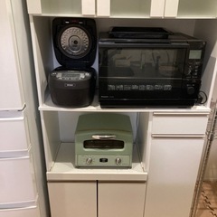 食器棚　家庭用の画像