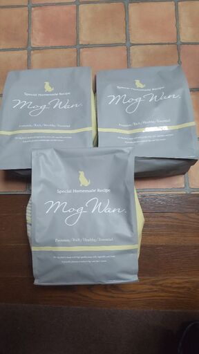 モグワン ドッグフード 1.8kg×３袋【１袋でもお渡し可能】 全犬種 全年齢対応  無添加