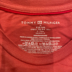 Tommy Hilfiger メンズTシャツ（Mサイズ／レッド）の画像