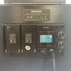NEEWER LEDビデオライト　NL600の画像