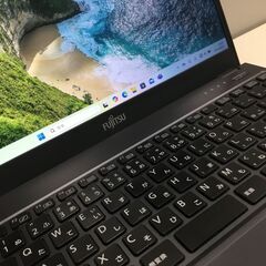 🍀【美品】超軽量・超高速ノートパソコン「FUJITSU」win11・office2024 管理No3-2の画像