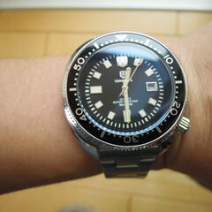 【極美品】クオーツ式　ダイバーウォッチ　3気圧　ブラックの画像