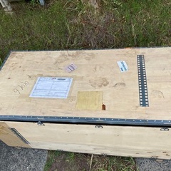大きな木箱
の画像