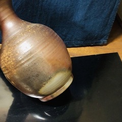 備前焼　花瓶の画像