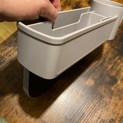 車内シート脇ホルダー差し込みタイプの画像