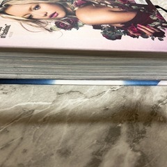 洋書　100 contemporary fashion designers の画像