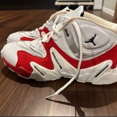 29.5cm JORDAN ハイカット バッシュ　室内シューズ　スニーカーの画像