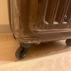 東急ハンズスーツケースの画像