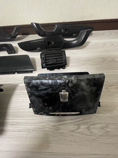 20クラウンアスリート インテリアパネル