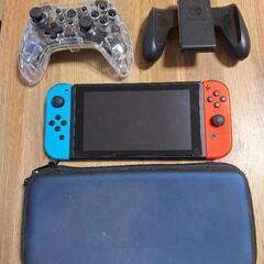 NintendoSwitch　本体、イルミ付きコントローラー、ケースSetの画像