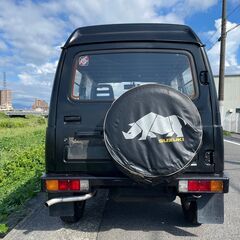 車検２年付 全込み３０万円 ジムニーで遊ぼう！！！ 山、川、海！希少なパノラミックルーフ AT パート4WD 社外メッキバンパー １６インチアルミ A/C P/S ETCの画像