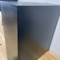 ブラックスチール製 12人用ロッカー（鍵付き）の画像