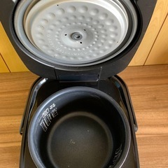 アイリスオーヤマ ジャー炊飯器  RC-MA50AZ-Bの画像