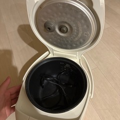 炊飯器の画像