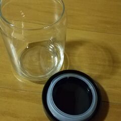 密閉パッキン付きのガラス容器の画像