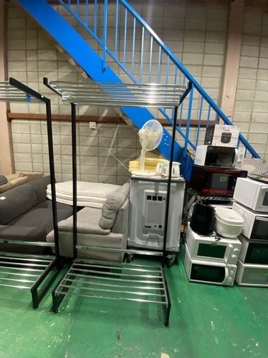 A438◆大型ハンガーラック　W900×D470×H1700㎜